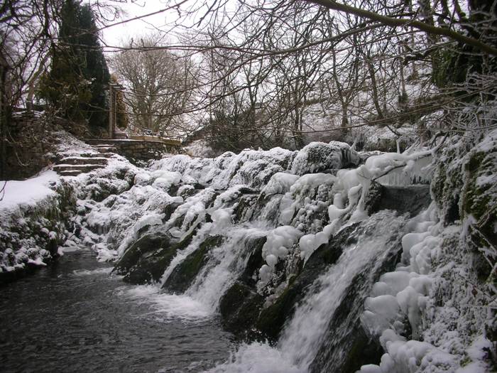 Around Fawcett Mill Fields